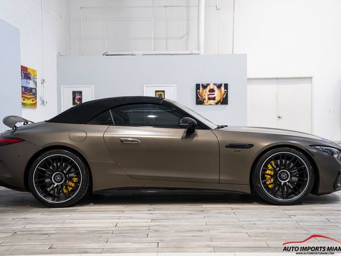 Used 2022 Mercedes-Benz SL 55 AMG 4MATIC image 26