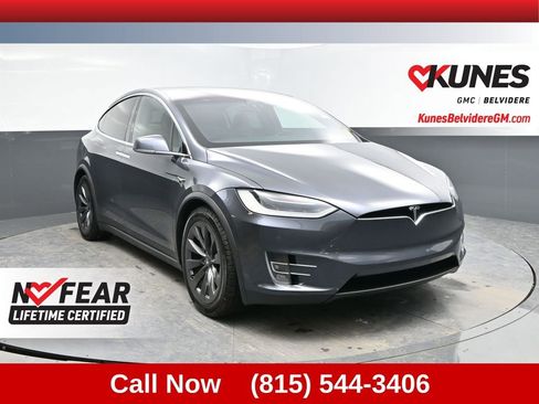 Used 2018 Tesla Model X 75D image 1
