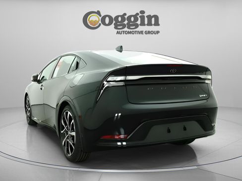 New 2026 Toyota Prius Plug-In Hybrid image 12