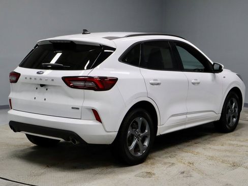 Certified 2023 Ford Escape ST-Line Select image 12