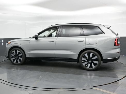 Used 2025 Volvo EX90 Ultra AWD/4WD image 7