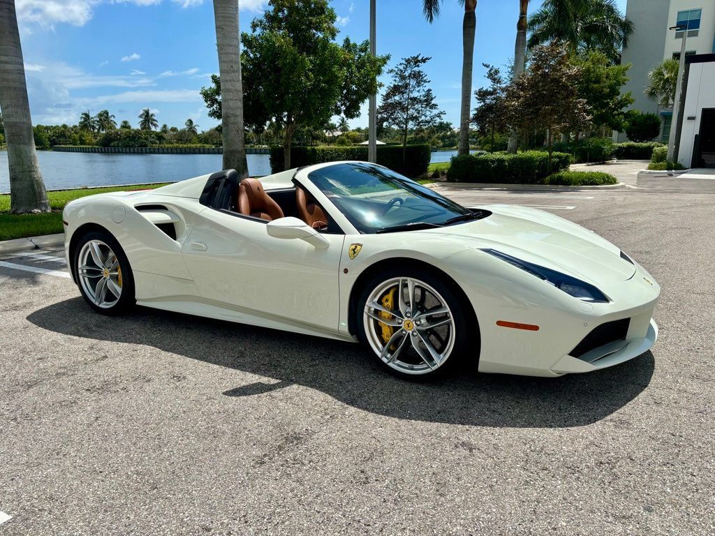 Used 2018 Ferrari 488 Spider RWD image 5
