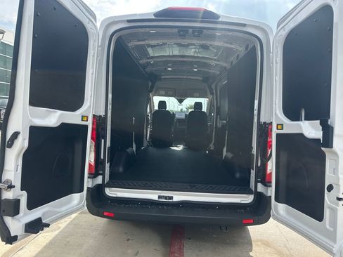 New 2026 Ford Transit 250 148 Medium Roof w/ Load Area Protection Package image 20