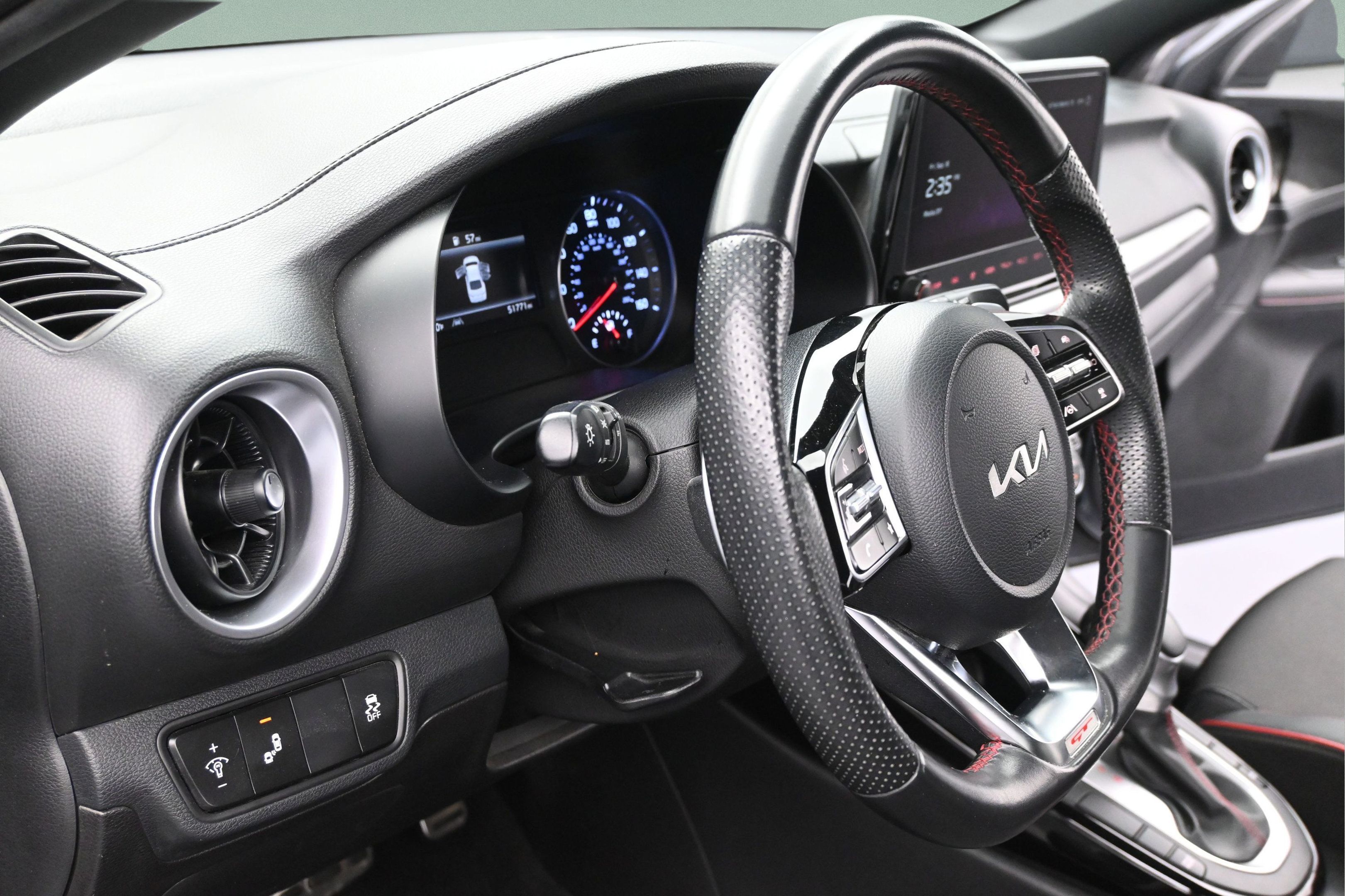 Used 2023 Kia Forte GT FWD image 12