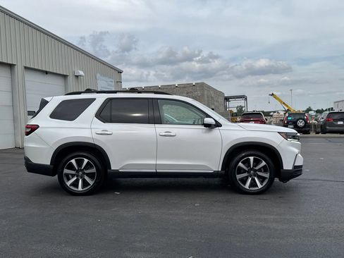 Certified 2024 Honda Pilot Elite image 8