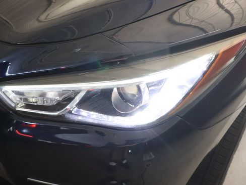 Used 2019 INFINITI QX60 Luxe w/ Essential Package AWD/4WD image 34