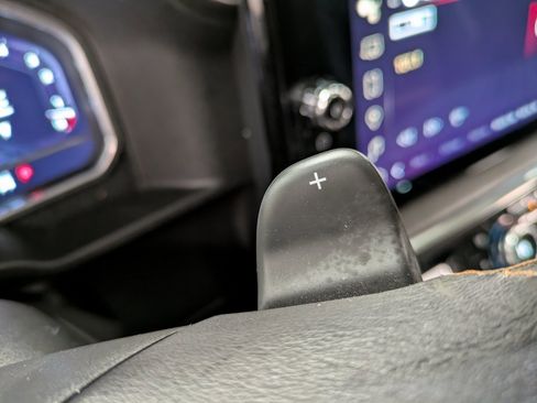 Used 2022 GMC Sierra 1500 AT4 w/ AT4 Premium Package image 18