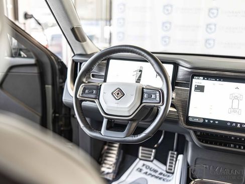 Used 2023 Rivian R1S Launch Edition image 34