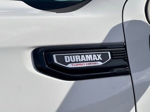 Used 2022 GMC Sierra 1500 Elevation image 14