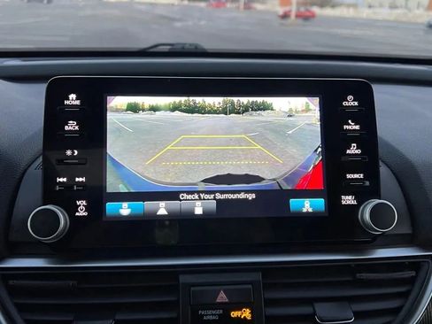 Used 2022 Honda Accord Sport image 36