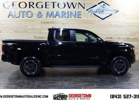 Used 2024 Toyota Tacoma TRD Sport image 1