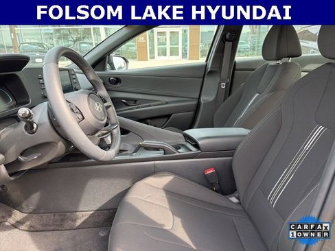 Certified 2025 Hyundai Elantra Sport image 13