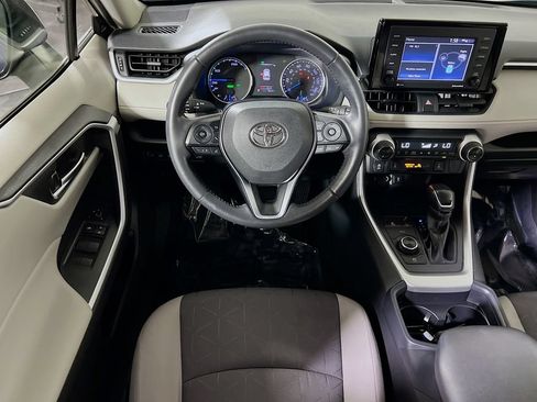 Used 2020 Toyota RAV4 XLE w/ Convenience Package AWD/4WD image 19