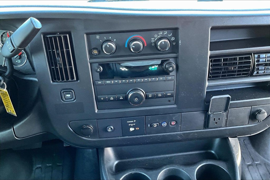 Used 2025 GMC Savana 2500 w/ Driver Convenience Package RWD image 10