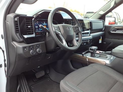 Used 2025 Chevrolet Silverado 1500 RST w/ All Star Edition Plus AWD/4WD image 10