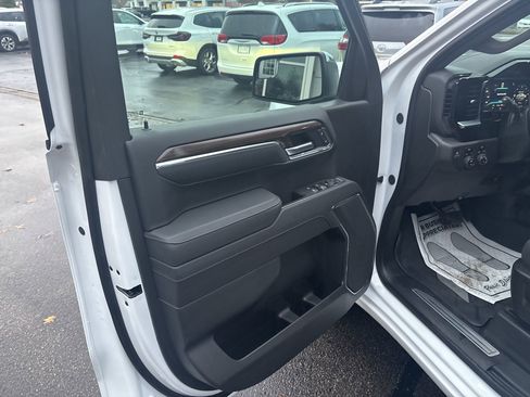 Used 2025 Chevrolet Silverado 1500 LT w/ Protection Package image 24