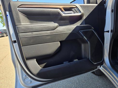 Used 2022 Chevrolet Silverado 1500 LT RWD image 13