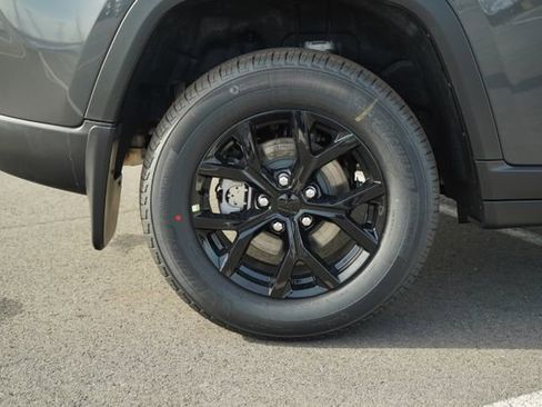 New 2026 Jeep Grand Cherokee Altitude AWD/4WD image 40