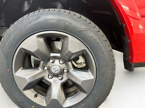 Used 2022 RAM 1500 Big Horn w/ Built-to-serve Edition AWD/4WD image 34