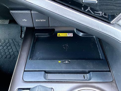 Used 2022 Toyota Camry XSE w/ Carpet Mat Package (TMS) FWD image 16