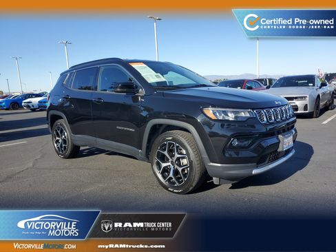 Certified 2025 Jeep Compass Limited AWD/4WD image 1