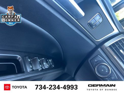 Used 2017 Ford Fusion SE w/ Fusion SE Technology Package AWD/4WD image 16