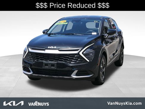 Used 2025 Kia Sportage LX FWD image 6