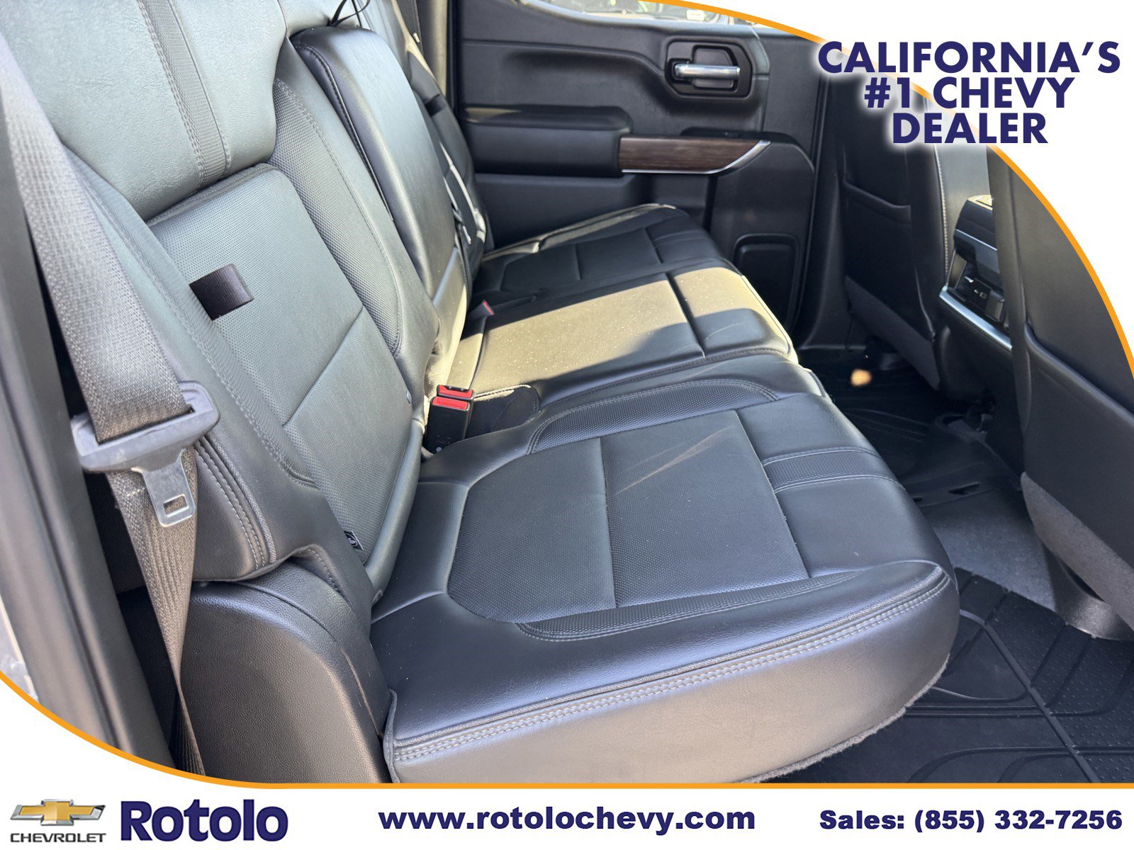 Used 2022 Chevrolet Silverado 1500 High Country w/ Technology Package AWD/4WD image 9