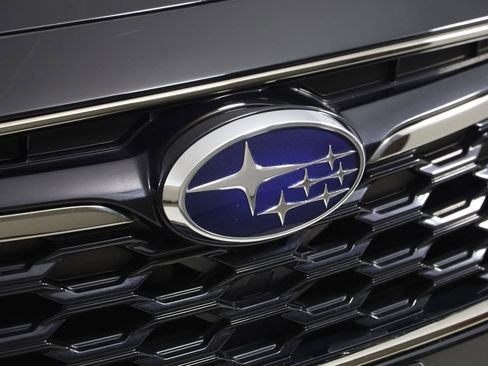 Used 2022 Subaru Outback Limited image 17