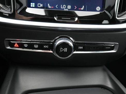 Used 2024 Volvo S60 B5 Core AWD/4WD image 19
