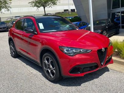 New 2025 Alfa Romeo Stelvio Sprint