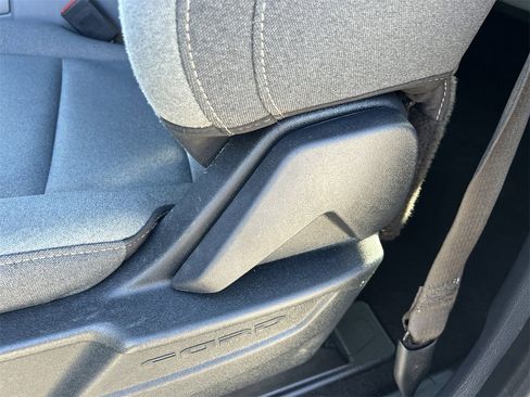 Used 2025 Ford F250 XLT w/ FX4 Off-Road Package image 29