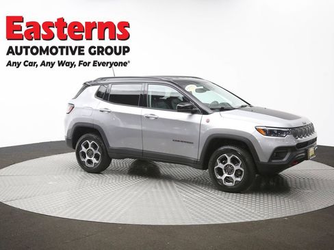 Used 2022 Jeep Compass Trailhawk w/ Trailhawk Elite Group image 52