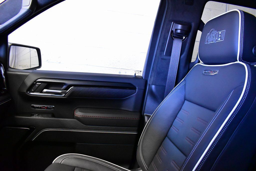 Certified 2023 GMC Sierra 1500 AT4X w/ AT4X AEV Edition AWD/4WD image 43