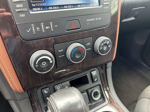 Used 2016 Chevrolet Traverse LT AWD/4WD image 27
