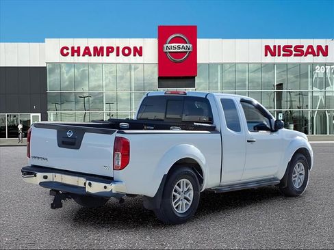 Used 2019 Nissan Frontier SV w/ Value Truck Package image 7