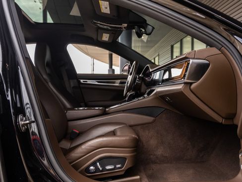 Certified 2018 Porsche Panamera 4S AWD/4WD image 43