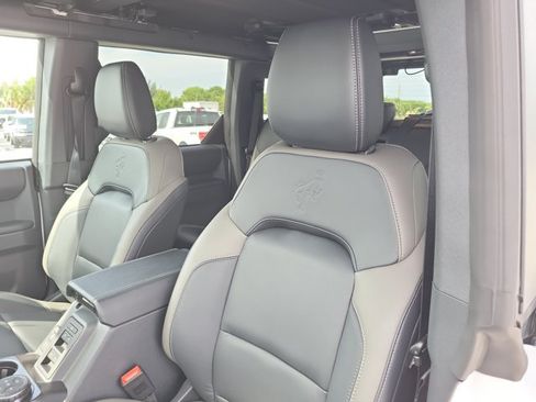 New 2026 Ford Bronco Outer Banks w/ Sasquatch Package AWD/4WD image 20