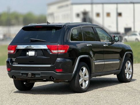 Used 2012 Jeep Grand Cherokee Overland Summit image 9