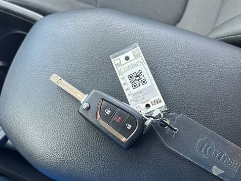 Used 2024 Toyota RAV4 LE image 27