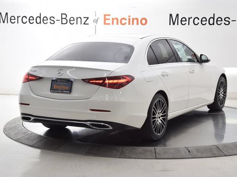 Used 2022 Mercedes-Benz C 300 Sedan image 6