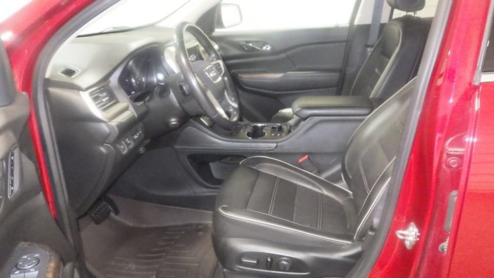 Used 2020 GMC Acadia Denali w/ Technology Package AWD/4WD image 8