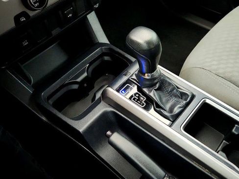 Used 2020 Toyota Tacoma SR5 image 16
