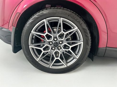Used 2025 Ford Mustang Mach-E GT AWD/4WD image 32