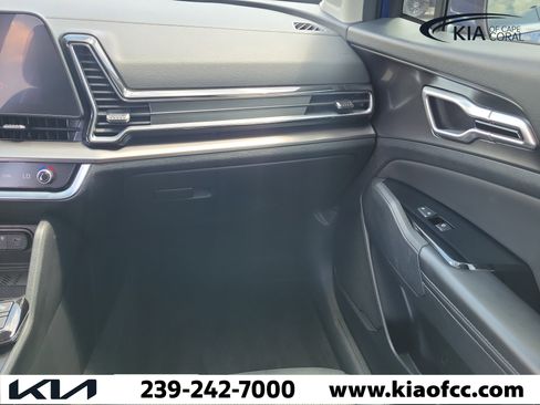 Certified 2024 Kia Sportage EX FWD image 17