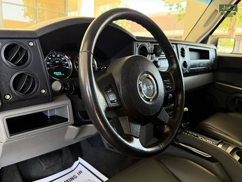 Used 2007 Jeep Commander Sport RWD image 18