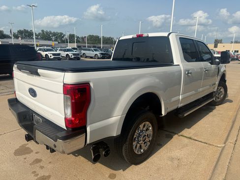 Used 2019 Ford F250 Lariat w/ Chrome Package AWD/4WD image 12