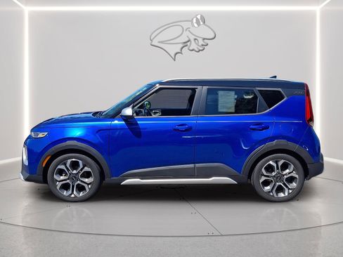 Used 2020 Kia Soul X-Line FWD image 2