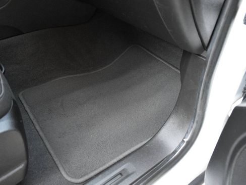 Used 2021 Chevrolet Colorado LT w/ Safety Package RWD image 20