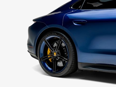 Used 2024 Porsche Taycan Turbo S AWD/4WD image 15